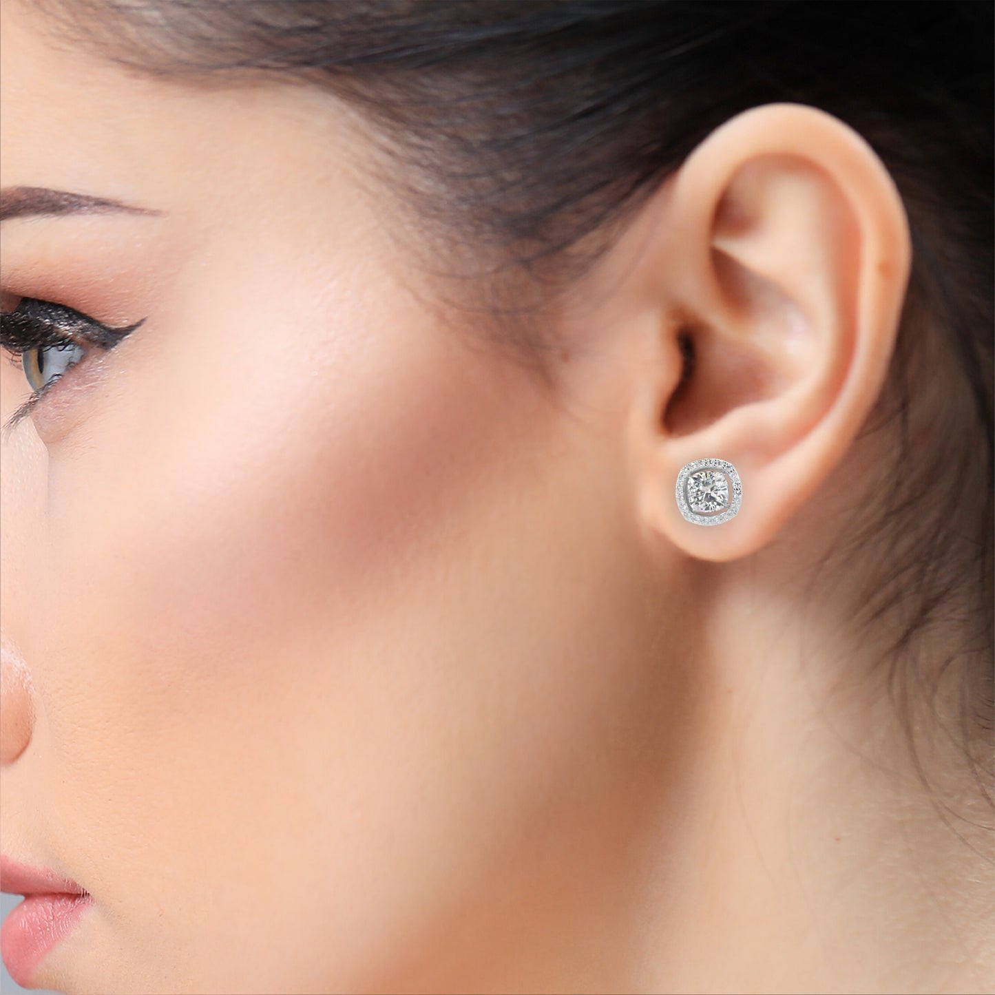 Cushira Solitaire Studs