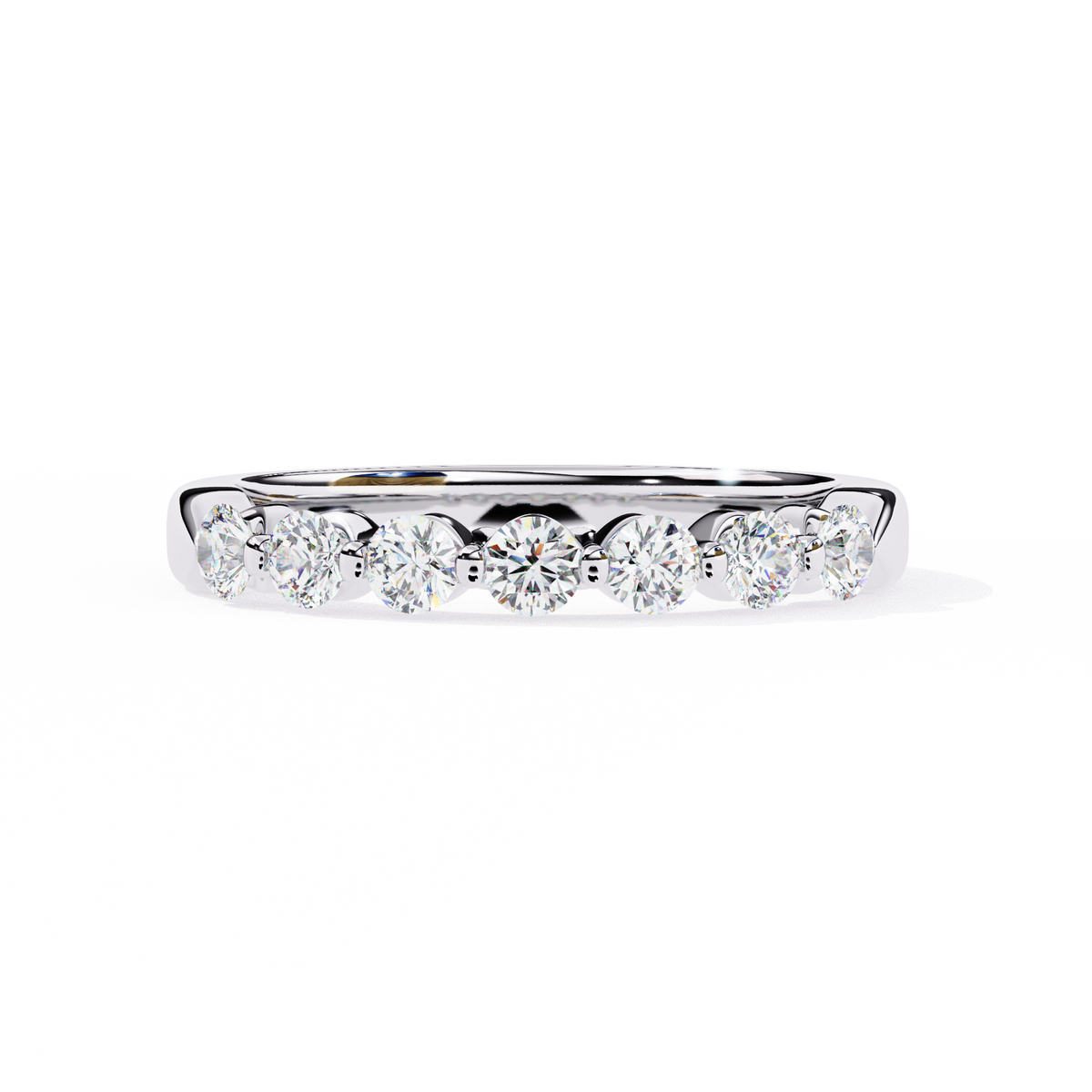 Lucky Gleam Band Ring