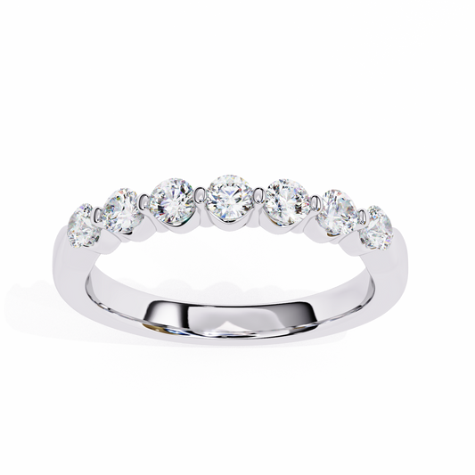Lucky Gleam Band Ring